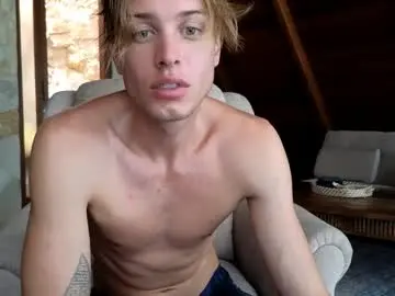 Chaturbate Live Sex Cam of specter_of_cummunism