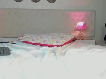 Chaturbate Live Sex Cam of amberonassis