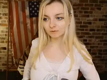 Chaturbate Live Sex Cam of angelabunny_