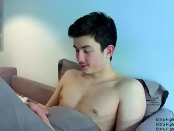 Chaturbate Live Sex Cam of danny__magic