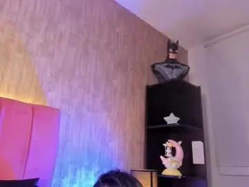 Chaturbate Adult Webcams of emily_klarence