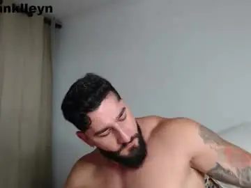Chaturbate Live Sex Cam of johnklleyn