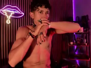 Chaturbate Watch Live Sex Cams of maximoking26