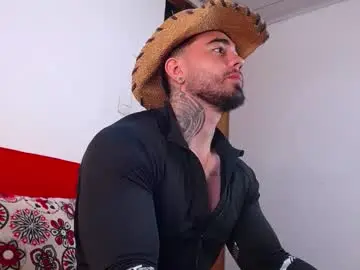 Chaturbate Live Porn of tommyblessd1