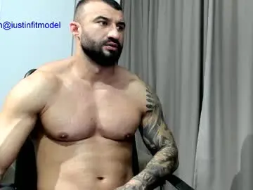 Chaturbate Best live sex cam show of iustinmucle95