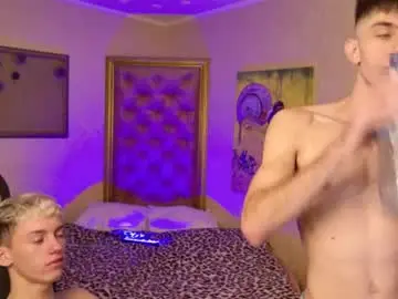 Chaturbate Live Sex Cam of jerry_lucky