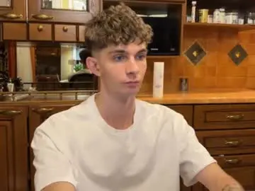 Chaturbate Live Sex Cam of jerry_lucky