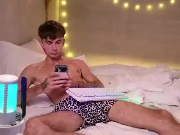 Chaturbate Live Sex Cam of jerry_lucky