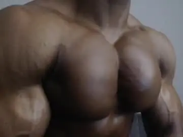 Chaturbate Live Sex Cam of johnnydolce50