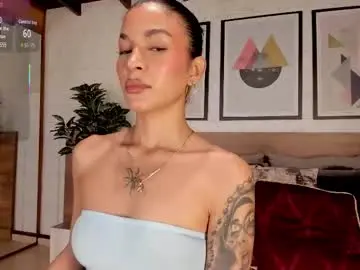 Chaturbate Best live sex cam show of lunaruso