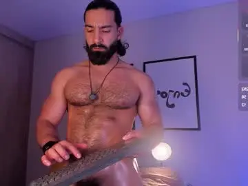 Chaturbate Adult Webcams of maxstrong01