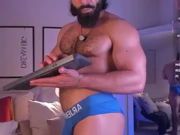 Chaturbate Live Sex Cam of maxstrong01