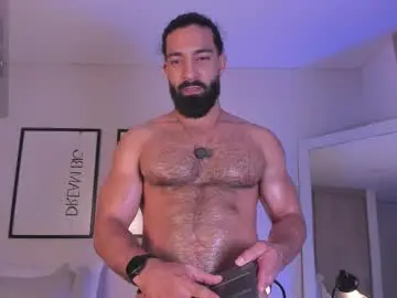 Chaturbate Live Sex Cam of maxstrong01