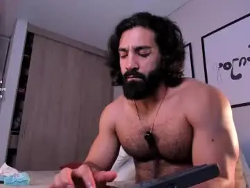 Chaturbate Live Sex of maxstrong01