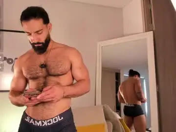 Chaturbate Nude Webcam of maxstrong01