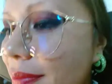 Chaturbate Live Porn of miss_evoleth2