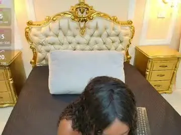 Chaturbate Free Porn Cam of paulinekosh