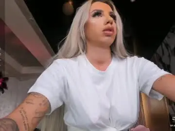 Chaturbate Free Porn Cam of lisaakira