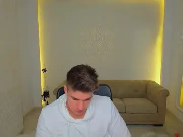 Chaturbate Best live sex cam show of maxkaiden