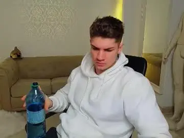 Chaturbate Private Sex Chat of maxkaiden