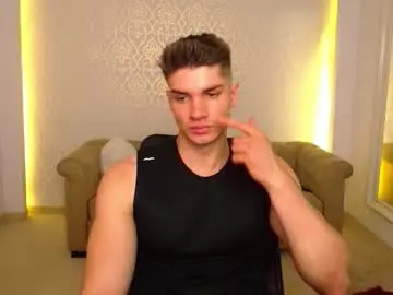 Chaturbate Live Sex Cam of maxkaiden