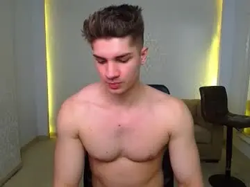 Chaturbate Live Sex Cam of maxkaiden