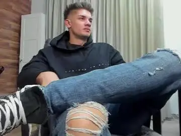 Chaturbate Live Porn of maxkaiden