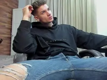 Chaturbate Watch Live Sex Cams of maxkaiden