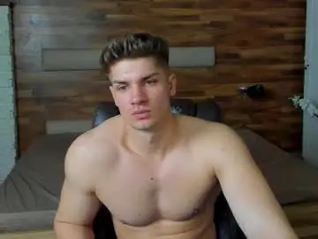 Chaturbate Live Sex Cam of maxkaiden