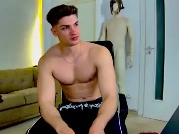 Chaturbate Live Sex Cam of maxkaiden