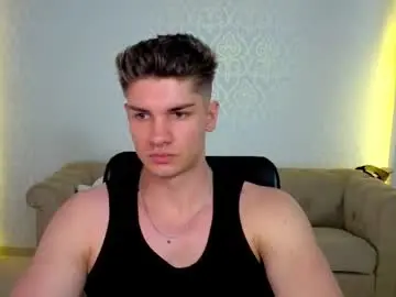 Chaturbate Best live sex cam show of maxkaiden