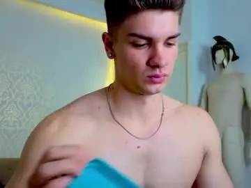 Chaturbate Best live sex cam show of maxkaiden