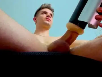 Chaturbate Nude Webcam of maxkaiden