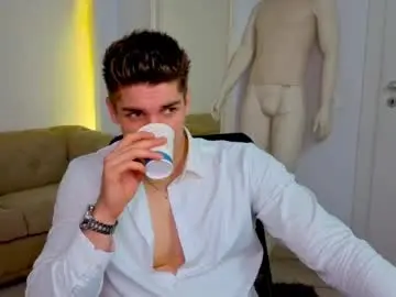 Chaturbate Best live sex cam show of maxkaiden
