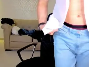Chaturbate Private Sex Chat of maxkaiden