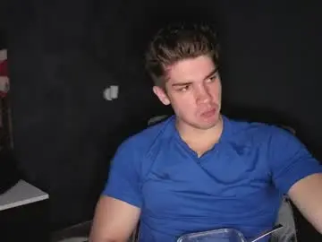 Chaturbate Live Sex Cam of maxkaiden