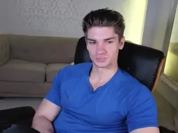 Chaturbate Live Sex Cam of maxkaiden