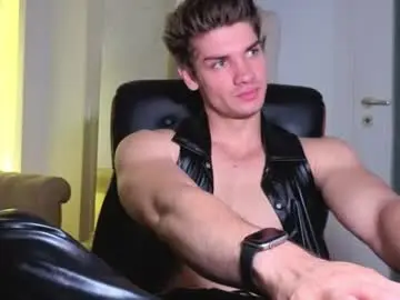 Chaturbate Adult Video Chat of maxkaiden