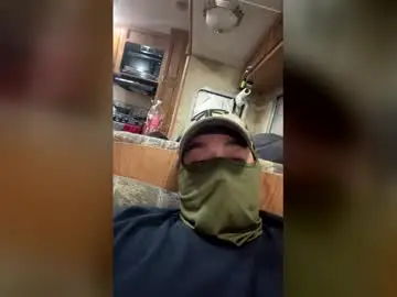 Chaturbate Adult Video Chat of papitochulo1207633327