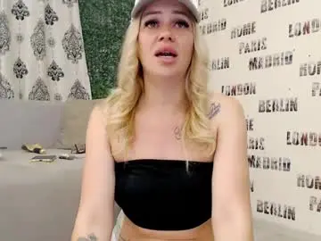 Chaturbate Watch Live Sex Cams of sweetdaiana23