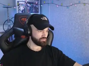 Chaturbate Live Sex Cam of _serious_man