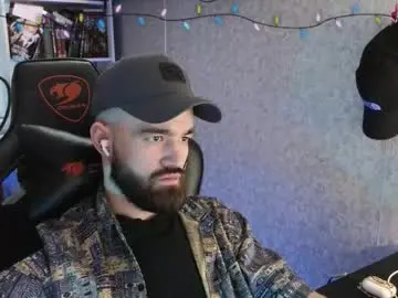 Chaturbate Live Sex Cam of _serious_man