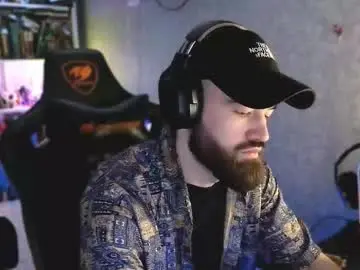 Chaturbate Free Porn Cam of _serious_man