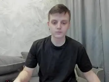 Chaturbate Live Sex Cam of hey_chrisss