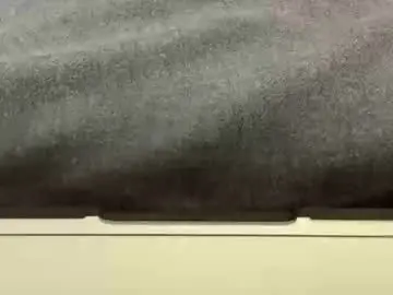 Chaturbate Live Porn of holyholyshit