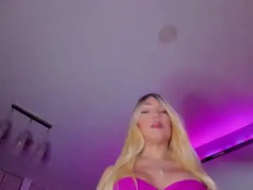 Chaturbate Live Sex Cam of izamarqueen