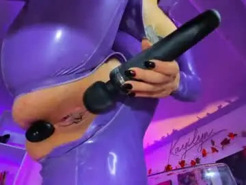 Chaturbate Watch Live Sex Cams of kayilyn