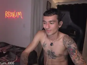 Chaturbate Nude Webcam of redrum_696