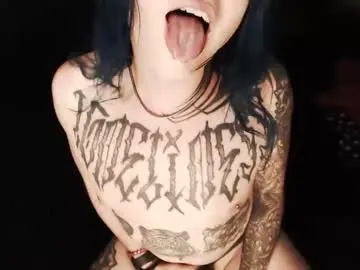 Chaturbate Adult Video Chat of cybertrouble_