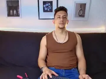 Chaturbate Adult Webcam of emiliocum_24